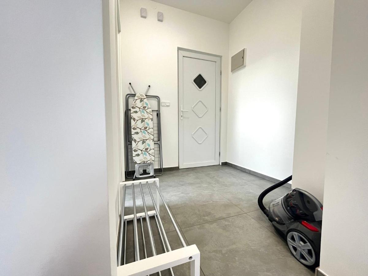 Studio-Apartments Fuer Monteure & Businessgaeste Zentral In Neumünster מראה חיצוני תמונה